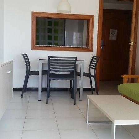 Apartamentos Maria Victoria Бенидорм Екстериор снимка