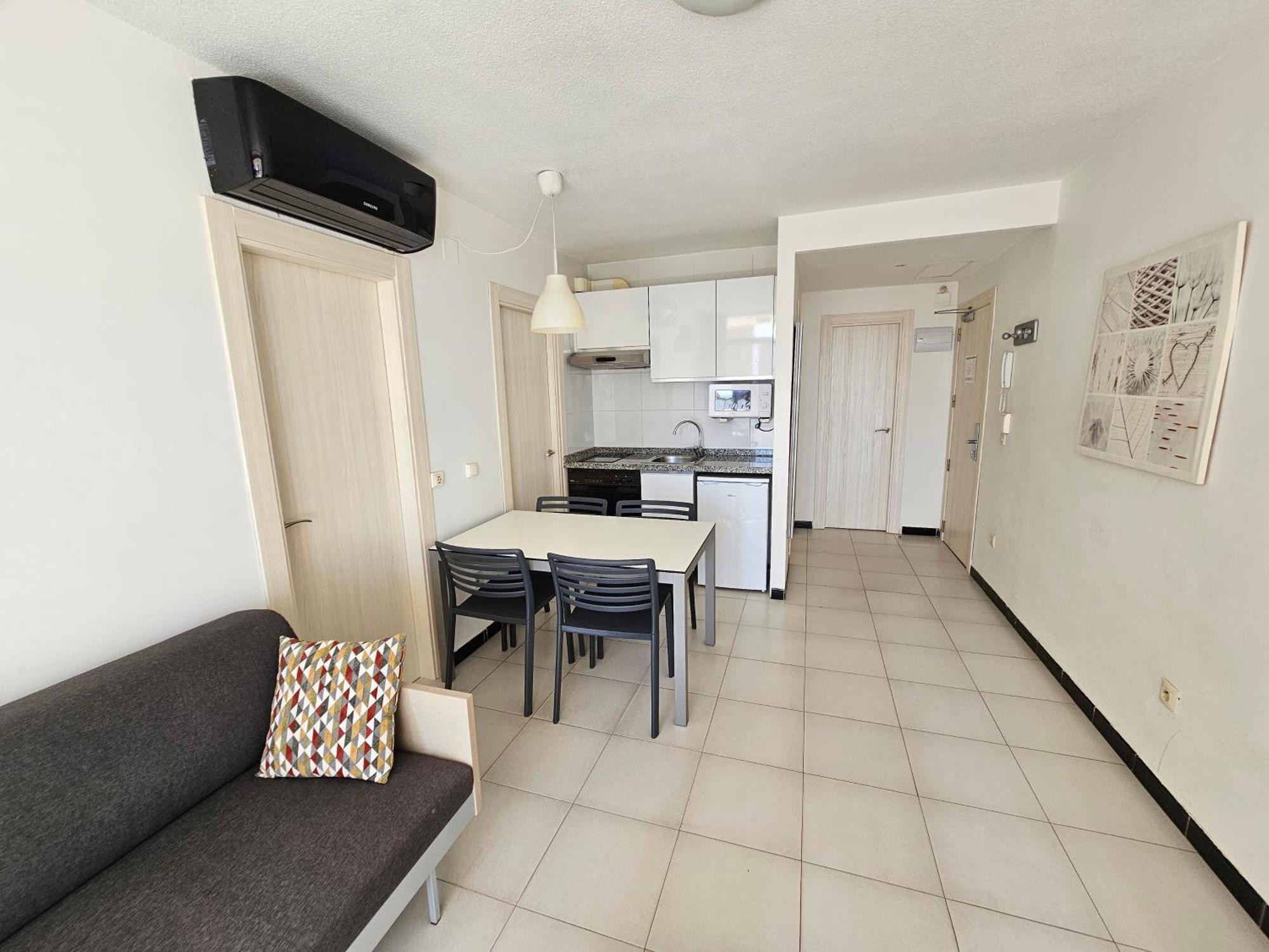Apartamentos Maria Victoria Бенидорм Екстериор снимка