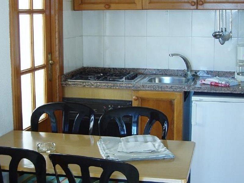 Apartamentos Maria Victoria Бенидорм Екстериор снимка
