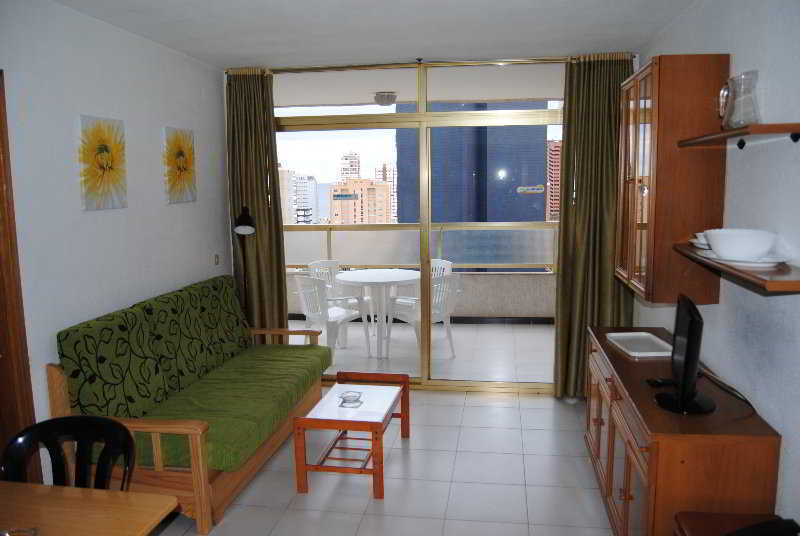Apartamentos Maria Victoria Бенидорм Екстериор снимка